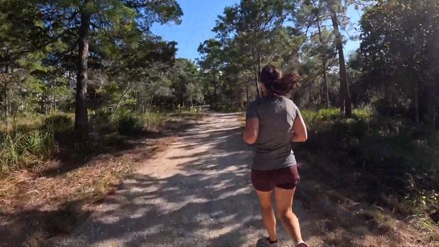 Week 1 of Half Marathon Training | Seaside Half Marathon 2024 | Run Vlog | Week of Workouts on 30A смотреть онлайн