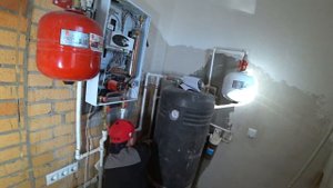 Установка котла Kospel и трехходового переключающего клапана AZV642 к бойлеру косвенного нагрева.