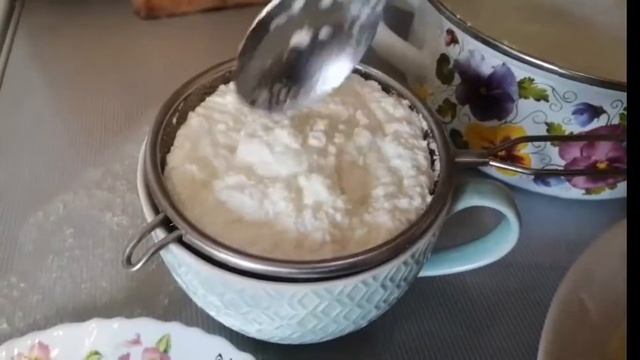 Домашний творог из кефира.