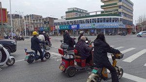 Уличная жизнь в Янчжоу (Цзянсу)