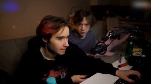 КОРЕШ БЕЗ ТРУСОВ ПРИСТАЁТ К ДИЛБЛИНУ | ДИЛБЛИНА ОБМАНУЛИ НА 50 ТЫС РУБЛЕЙ | АКУЛИЧ РЕВНУЕТ КОРЕША