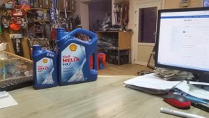 Далее Тестируем  масло Shell Helix HX7 10W-40 - скоро посмотрим авто которая ездит на моем Shell