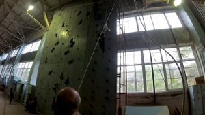 Влог на скалодроме! Пробую скалолазание ?⛰ НАВЕРХУ СТРАШНО ?