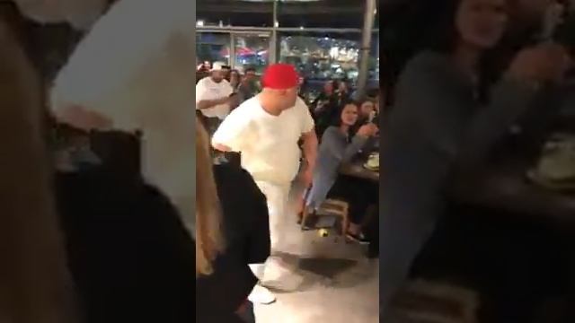 Пиццамейкер. Крутит пиццу как Бог. смотреть онлайн