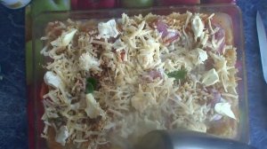 Рецепт: Макароны с курицей в духовке. Банановый пирог с яблоком на скорую руку