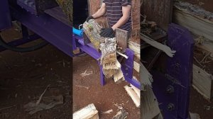 Дровокол с электромотором