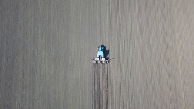 Жидкие удобрения на Плантер2. Посев свеклы с ЖКУ. 20.04.2019 смотреть онлайн