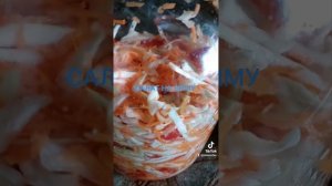 Капуста с овощами на зиму. Рецепт салата ,хранится всю зиму.