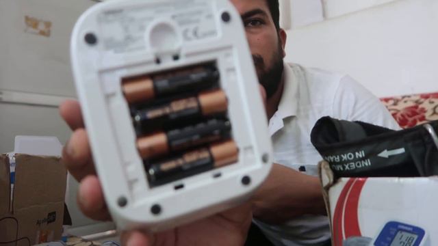 Best Blood Pressure monitor machine Omron BP Machine HEM-8712 unboxing in Hindi смотреть онлайн