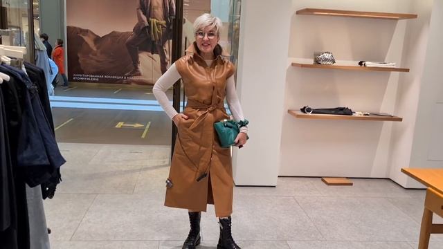 КОЖАНЫЙ ТРЕНД В ЖЕНСКОЙ ОДЕЖДЕ 2020-2021: МОДНЫЕ НОВИНКИ КОЖАНОЙ ОДЕЖДЫ смотреть онлайн