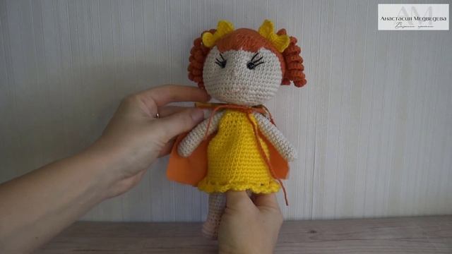 КУКЛА крючком +ОПИСАНИЕ /Связать КУКОЛКУ со съемной одеждой / Подробная СХЕМА вязания куклы /ВяжусА смотреть онлайн