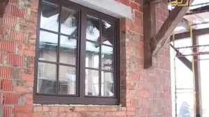 Дом и крыша в стиле шале из кирпича