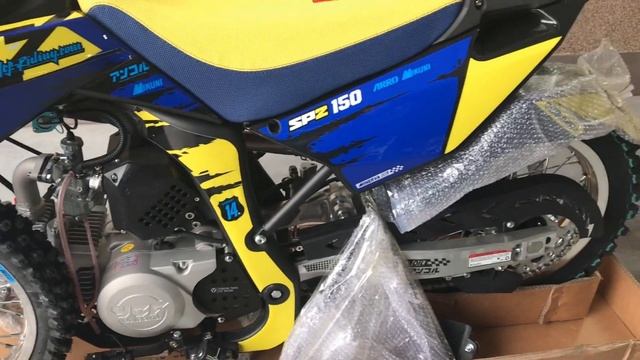 Unboxing YCF FACTORY 150 SP2 2018 (short edit) смотреть онлайн