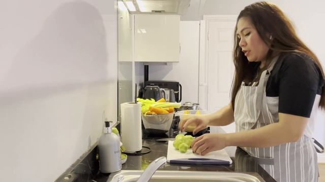 How to Juice Kiwi, Celery and Honey Melon | Breakfast Juice with Me 4 | смотреть онлайн