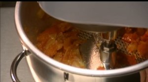 Présentation de l'accessoire Passoire et Tamis AT930/KAB930ME de Kenwood