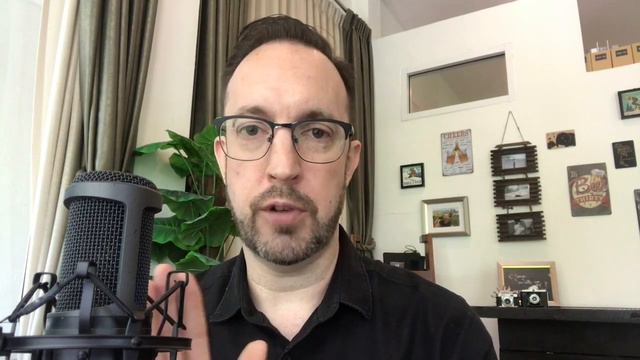 Bluetooth or Wired mic - let's find out who wins? смотреть онлайн