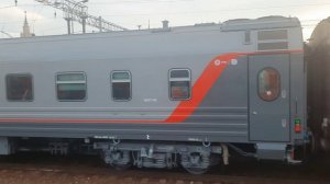 Ярославский железнодорожный вокзал в Москве, жд платформа на вокзале в посадку и отправку поездов