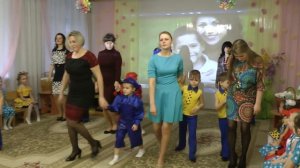 Танец мам и сыновей  на утреннике 8 Марта 2017 в старшей группе  Муз рук  Максюта Г В