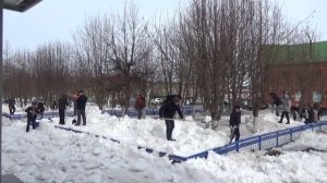 Первый весенний субботник.mp4