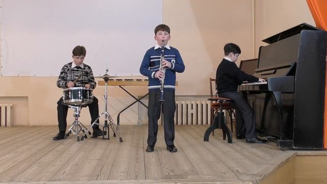 Братья Мирсияновы. ДШИ р.п.Воскресенское."Махнём не глядя"Владимир Баснер. Песня из к/ф "Щит и меч" смотреть онлайн