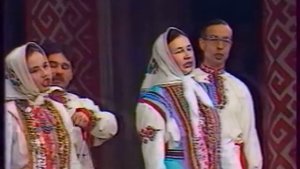 Юрий Жуков. Ансамбль "Илем" Моргаушского РДК на сцене Чувашской филармонии. 2003 г.