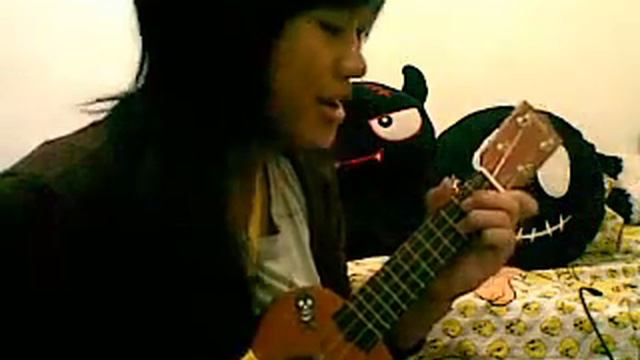 Lenka Trouble is a Friend (ukulele cover by Ristri Putri) смотреть онлайн