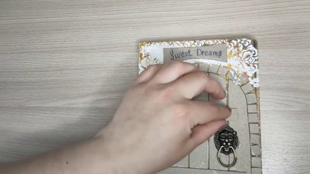 Декор обложки ежедневника "Старинная дверь". смотреть онлайн