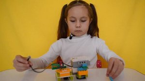 DIY Спирограф своими руками из Lego Education WeDo 2.0 Spirograph
