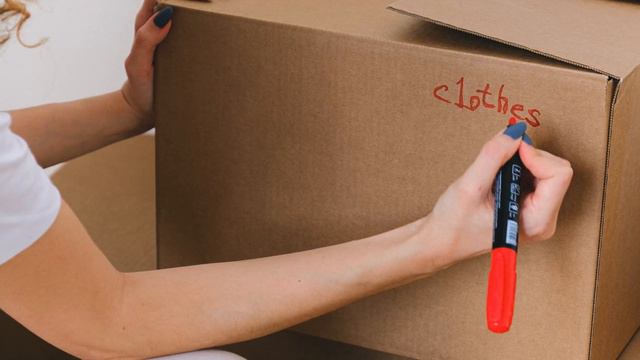 Внучка узнала, что родители сдали бабушку в дом престарелых, отобрав квартиру, и красиво их проучил смотреть онлайн