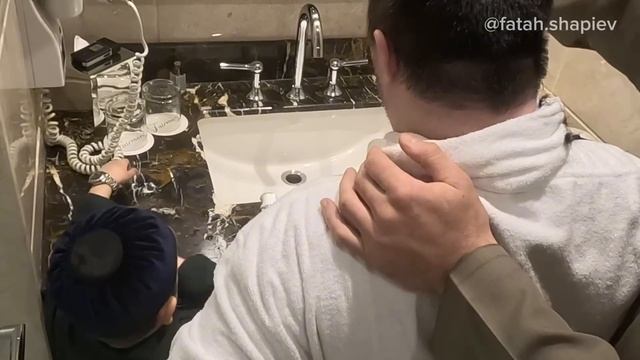 Однажды в отеле?? /Хасбик делает,/Ислам Махачев парикмахер?/Раджабик наводит шум/ смотреть онлайн