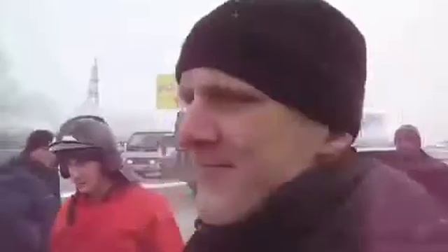 В рубашке родился ,обнял столб на ваз 2106