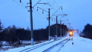 Проследование тепловоза ТЭП70 резервом