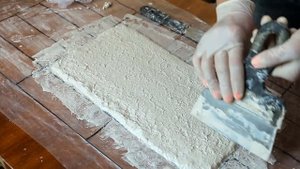 Декоративные кирпичики из гипса (способ 2)