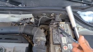 Volkswagen VW Tiguan - BATTERY REPLACEMENT / REMOVAL (2007 - 2015)