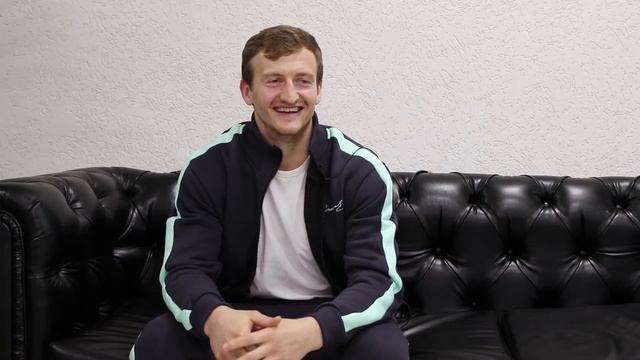 Блиц-опрос с братьями Малявко из хоккейной команды «Неман» смотреть онлайн