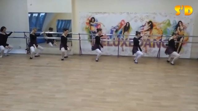 Плие. Классический станок