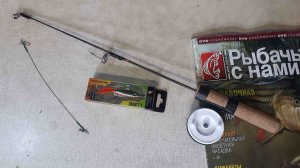 Простая удочка для рыбалки с лодки в отвес своими руками