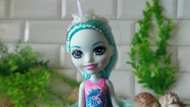 Enchantimals Naddie Narwhal & Sword Snowy. Розпаковка ляльки. Огляд ляльки. Енчантімалс Нарвал Надд смотреть онлайн