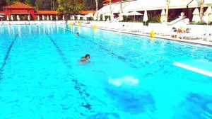 Carla Underwater - Diving and swimming underwater in Huge pool