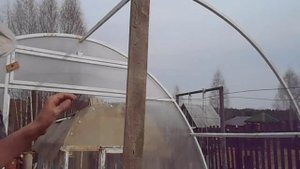 Ремонт.Теплицы сотовый поликарбонат,сломало снегом соединение погнутых сломанных дуг каркаса.
