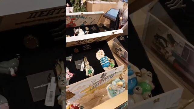 ярмарка игрушек в ГУМе для праздничного настроения ?\полное видео на канале