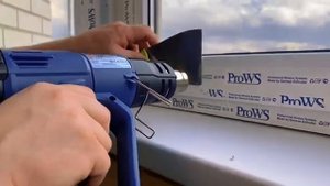 Легко и быстро удаляю старую плёнку с окон феном Dexter Power HG-DP2000, 2000 Вт