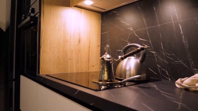 ИНТЕРЬЕР УГЛОВОЙ КУХНИ 16 м2 С ИНТЕРЕСНЫМИ ИДЕЯМИ! Обзор, рум-тур, советы, фишки | ДИЗАЙН МЕБЕЛИ смотреть онлайн