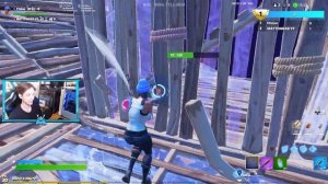 СЫГРАЛ НА ГЕЙМПАДЕ ПРОТИВ ИГРОКА НА ТЕЛЕФОНЕ ФОРТНАЙТ