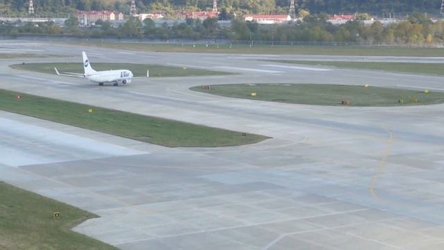 КТО ТАКОЙ АВИАДИСПЕТЧЕР И ПОЧЕМУ ЕГО НАЗЫВАЮТ ДИРИЖЁРОМ НЕБА? | SkyWings смотреть онлайн