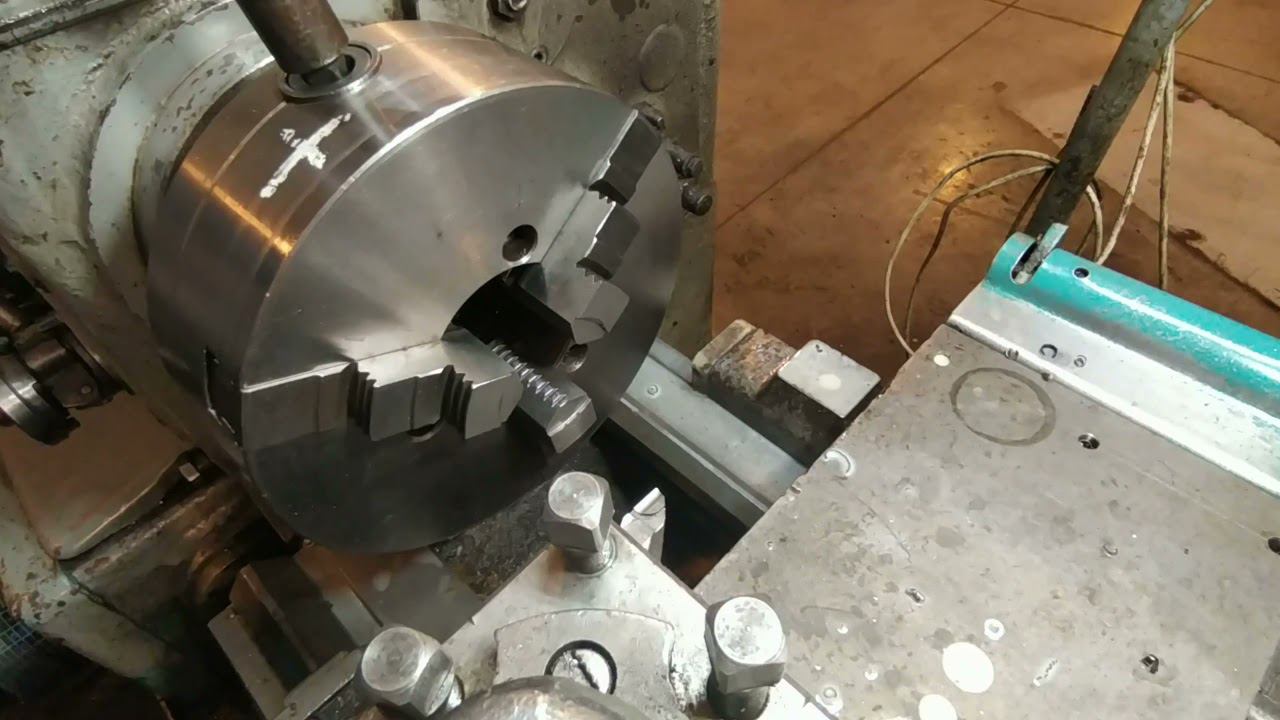 Изготовление эксцентриков для дробилки на токарном станке. смотреть онлайн