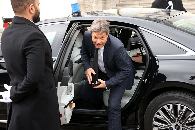 Поддержка на словах: вице-канцлер ФРГ прибыл в Киев / События на ТВЦ