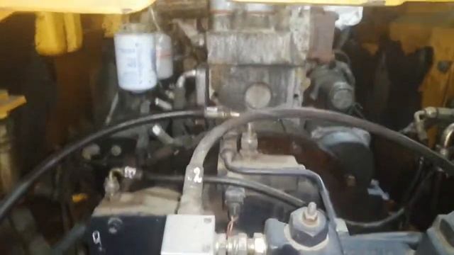 Замена главного гидронасос HYUNDAI 170W-3 смотреть онлайн