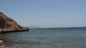 Пляжи бухты Шаркс Бей в Шарм-эль-Шейхе,