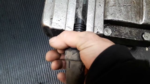 Рено Кенго Как снять патрубок печки в моторном отсеке смотреть онлайн